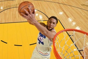 九游平台app下载 -包含风云突变！里尔冲刺阶段篮板制胜；英超版图或变；态度坚定；细节决定成败的词条