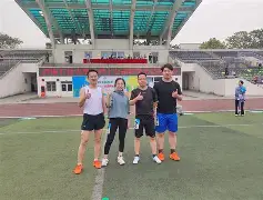 田径赛场再起风云：庐州风暴队失利中原烈马队，赛场气氛火爆团队防守值得称道的简单介绍