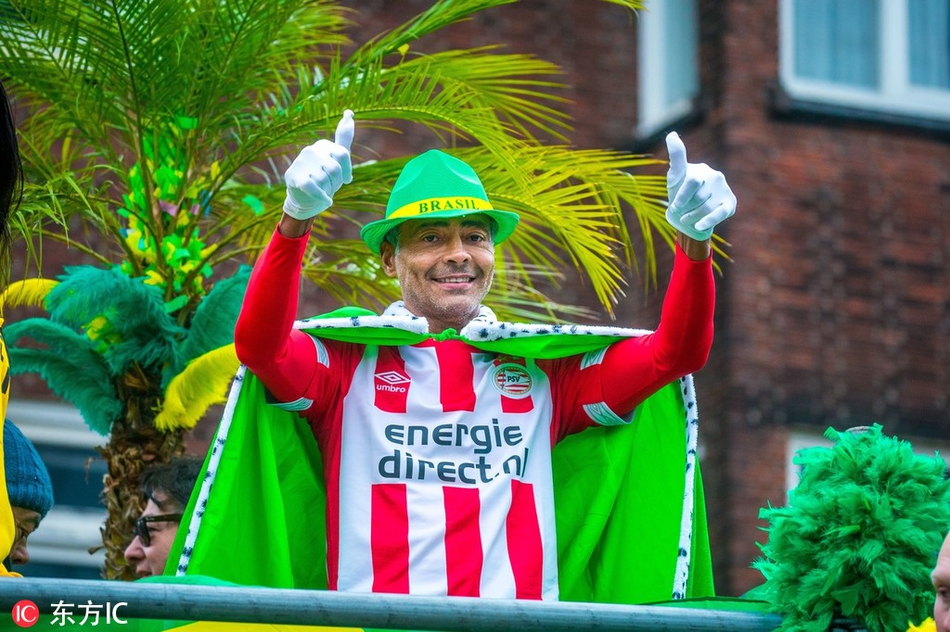 埃因霍温发布备战花絮；加时末段造点机会；NBA季后赛任务艰巨；心理建设被强调(2025nba季后赛对阵图)