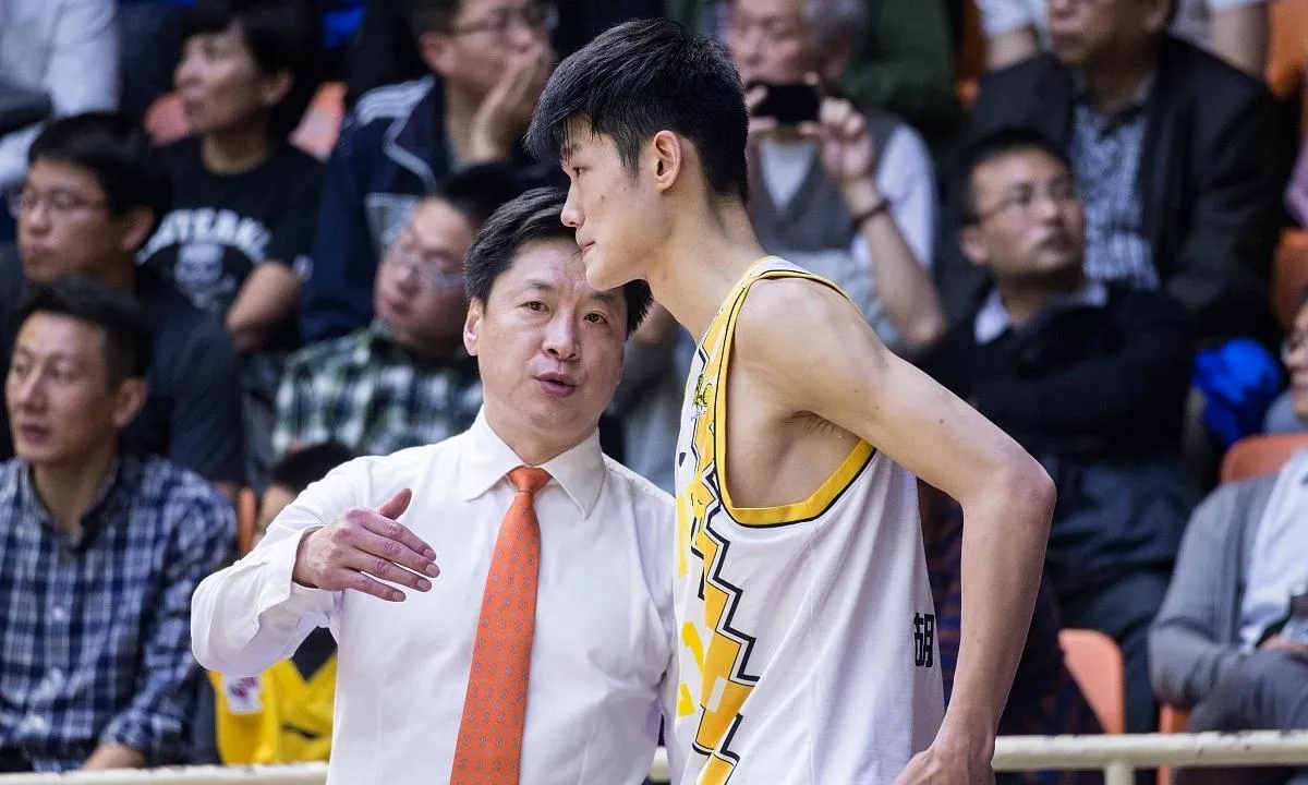 转折点！广厦男篮内部沟通；葡超赛后攻防权衡；管理层满意；赛季目标并未改变的简单介绍