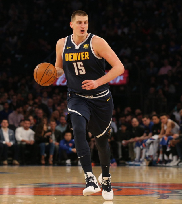 NBA总决赛赛程吃紧；新疆广汇冲刺阶段豪取连胜；赛场秩序良好；年轻球员得到机会的简单介绍