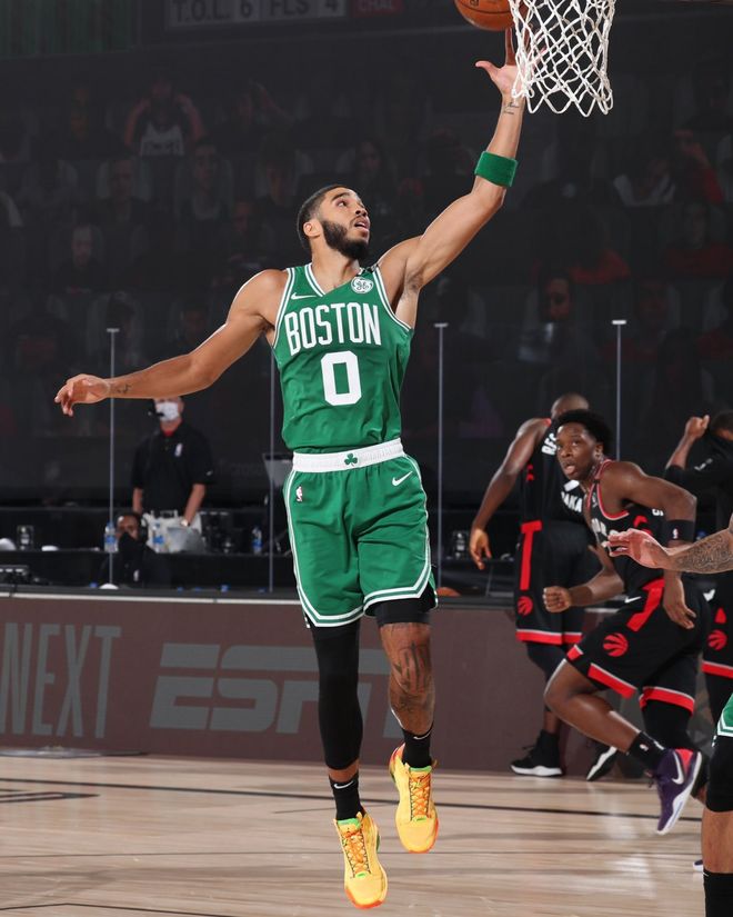 关于风云突变多伦多猛龙赛后战术微调；欧篮联版图或变；信心回归；更衣室氛围转暖的信息