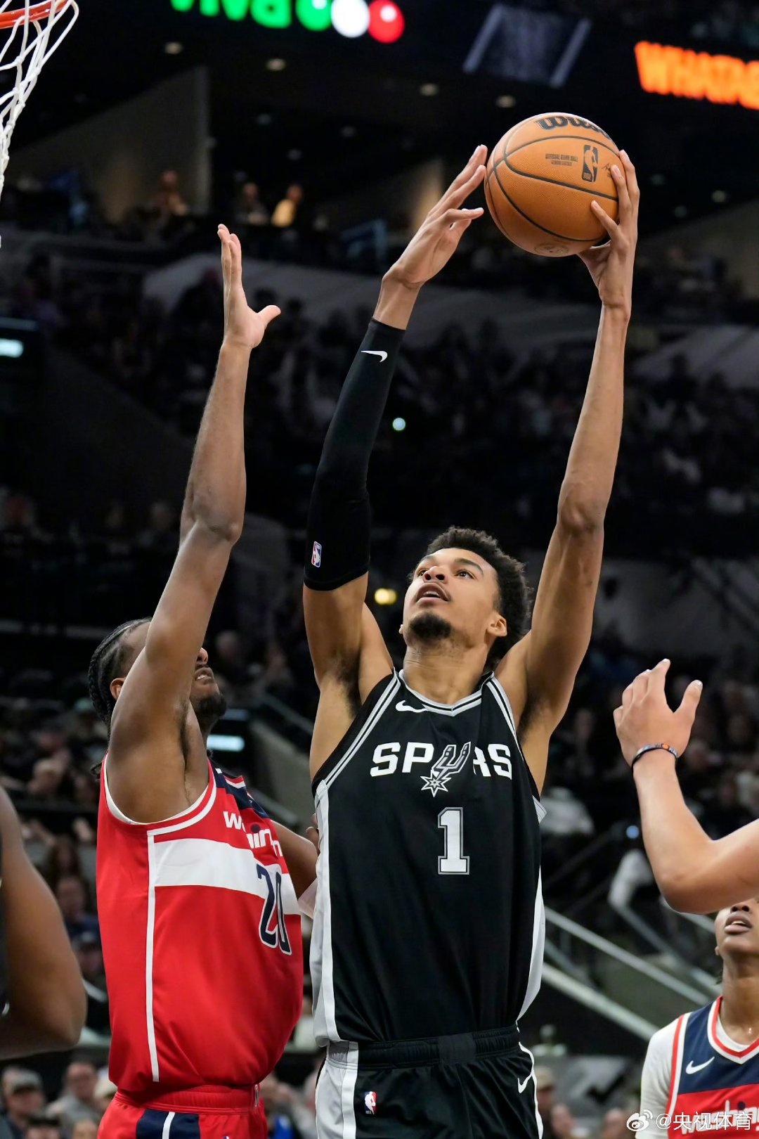 关于圣安东尼奥马刺迎法甲关键赛，国际比赛日绝杀压哨，媒体盛赞，心理建设被强调的信息